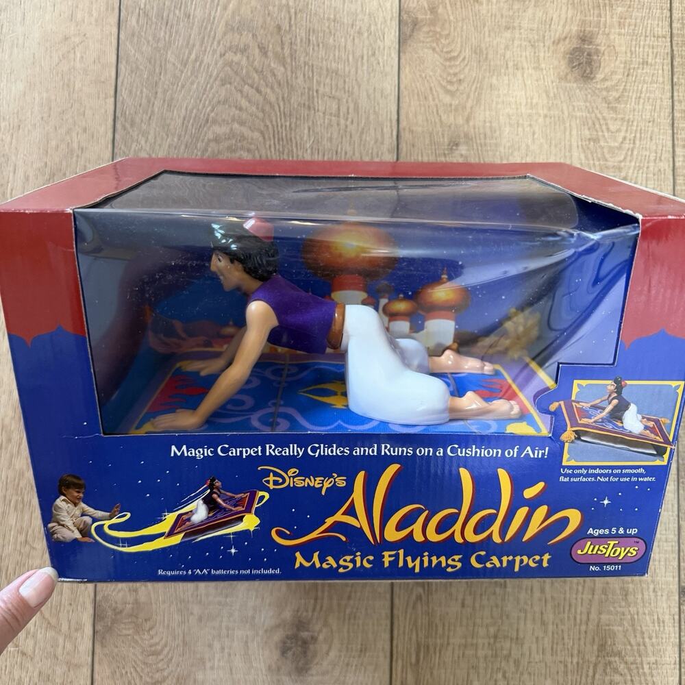Disney's Aladdin Magic Flying Carpet Toy JusToys NIB 1999